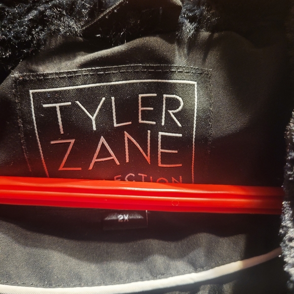 Jacket - Picture 13 of 16